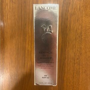 Lancôme Rénergie Lift Makeup Foundation 220 Buff (Silver Packaging)